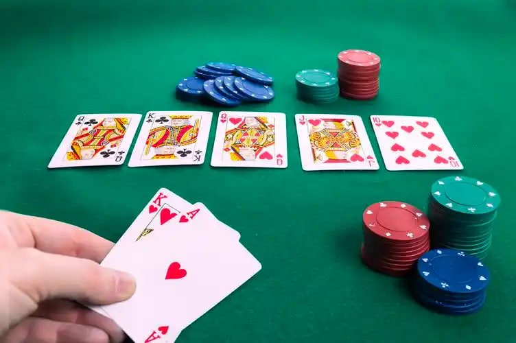 Philippines users enjoying win2max apk sports and casino on mobile